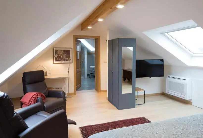 Deluxe-huone King-vuode, Barbara S Bed & Breakfast
