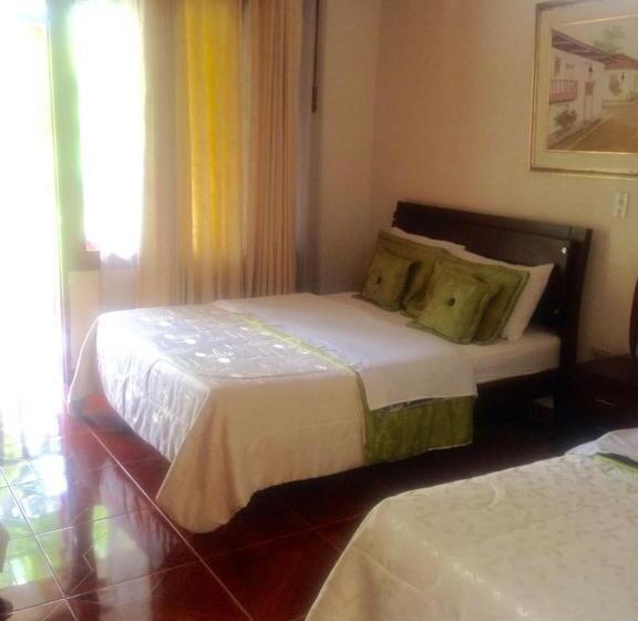 Четырехместный Номер Стандарт Вид на Сад, Hosteria Campestre San Fermin