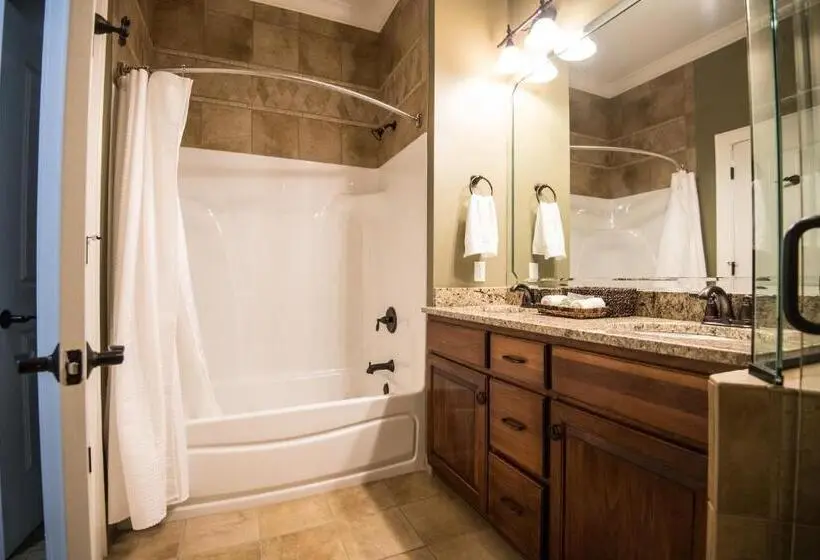 デラックスルーム, Magnolia Creek Lodge
