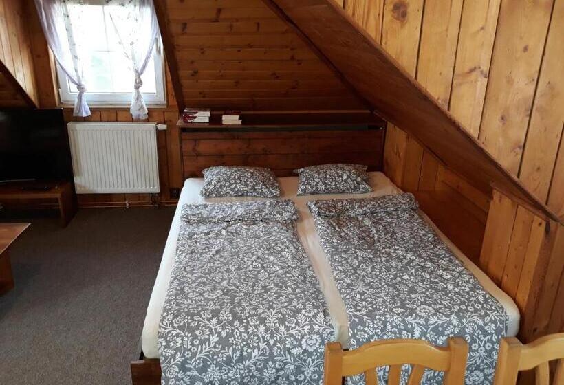 Студио Стандарт Кровать Кинг, Barvicka