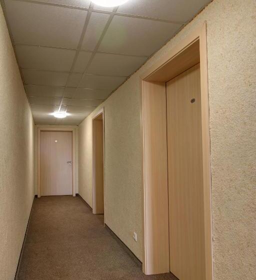 バルコニー付き１ベッドルームアパートメント, Eco Park Shkorpilovtsi