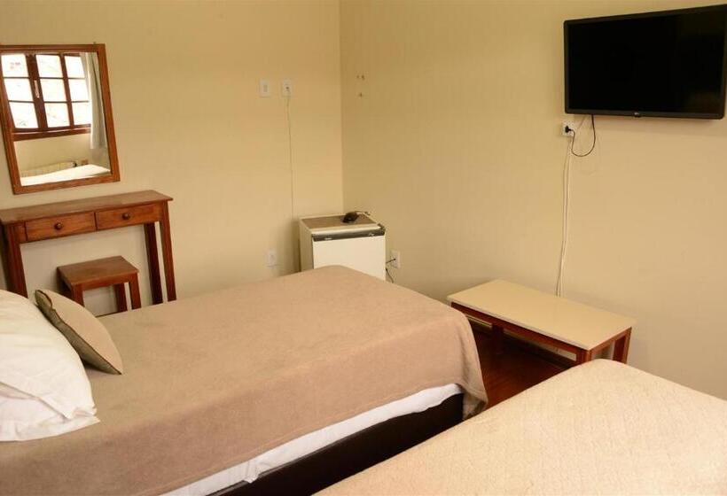 غرفة قياسية, Altos Da Serra