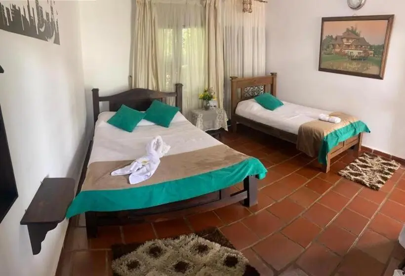 コンフォートトリプルルーム, Campestre La Loma Curiti