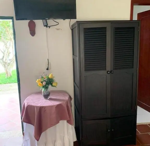コンフォートトリプルルーム, Campestre La Loma Curiti