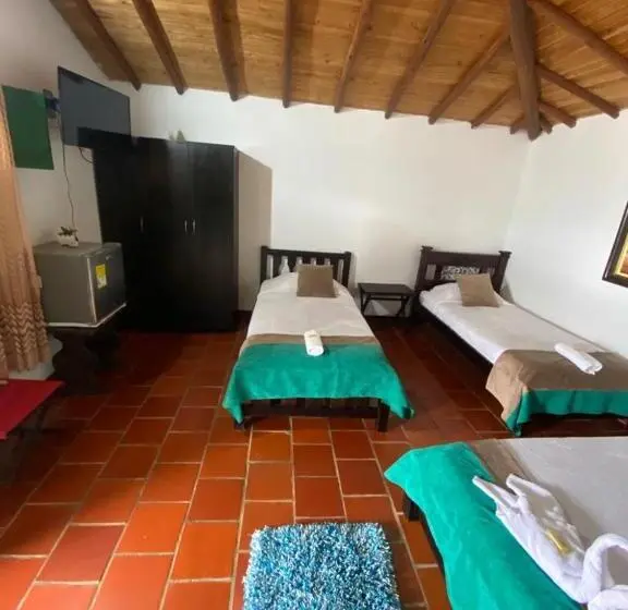 デラックスの４人部屋, Campestre La Loma Curiti