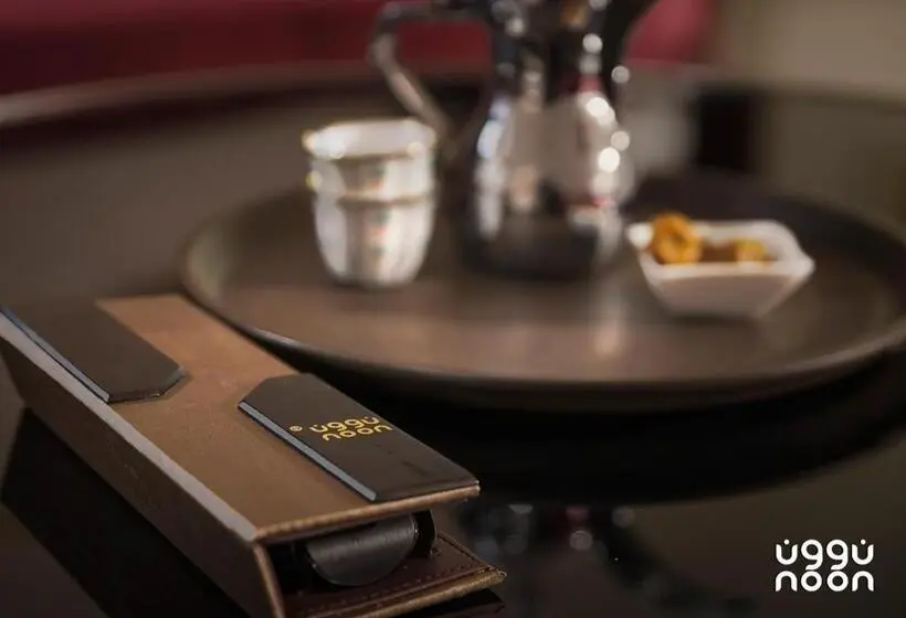 Deluxe-studio, Noon Hotel Suites