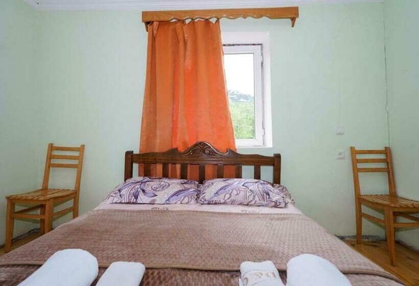 اتاق لوکس, Guesthouse Nora