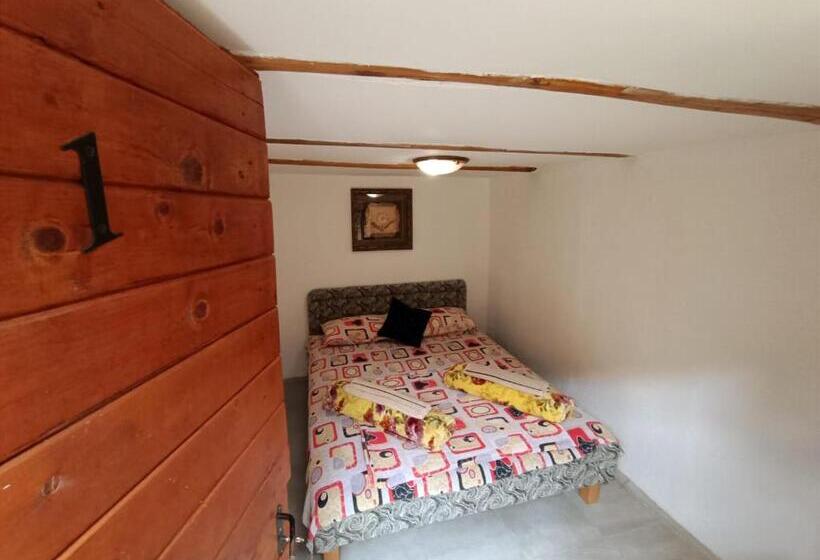 اتاق استاندارد با تخت بزرگ, Kamp Vrbnica