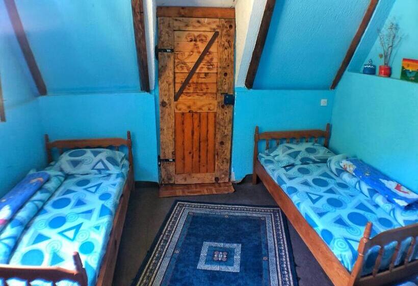 Standard Triple Room with Terrace, Kamp Vrbnica