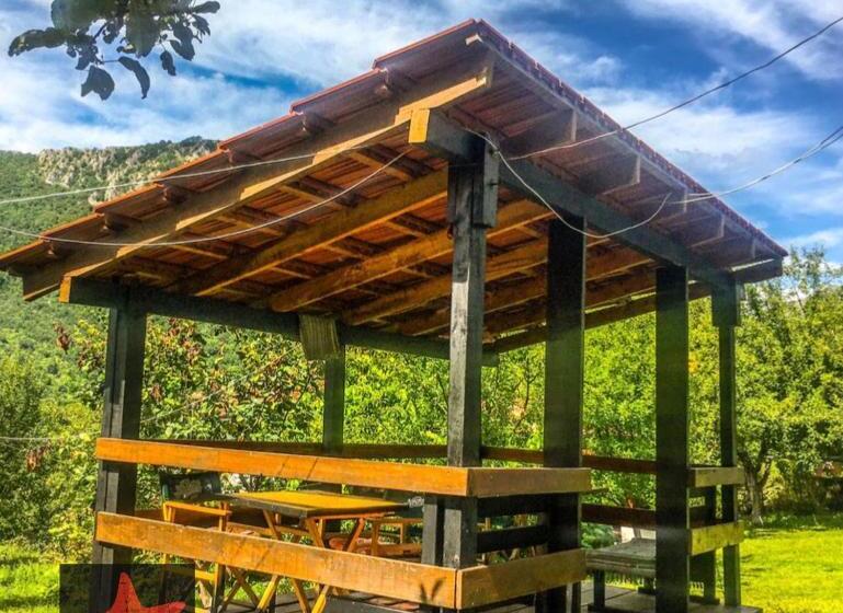 اتاق استاندارد چهار تخته, Guesthouse Zvono