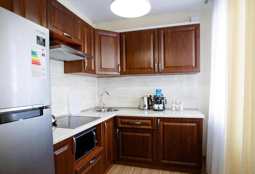 آپارتمان 1 خوابه همکف, Apart Hotel Vegus