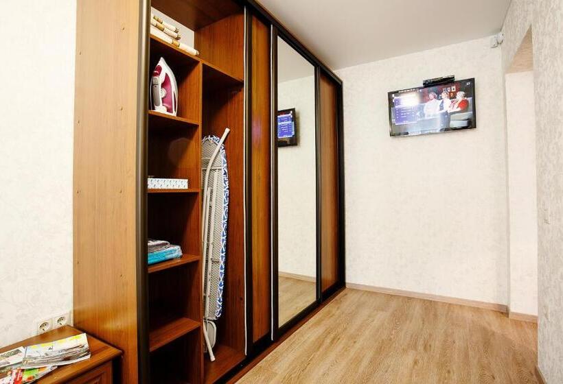 آپارتمان 1 خوابه همکف, Apart Hotel Vegus