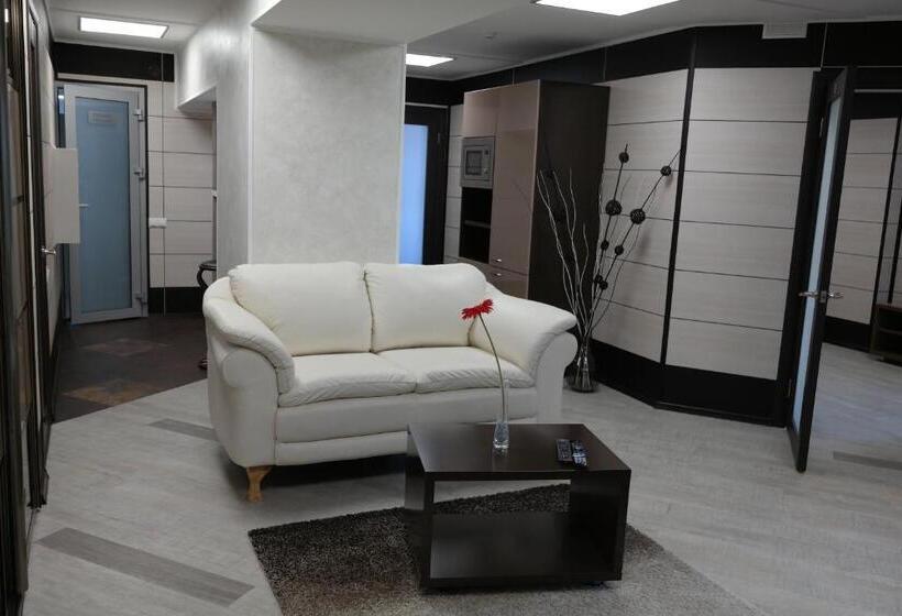 تختخواب در اتاق مشترک, Apartments Daf Center