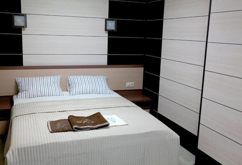 اتاق استاندارد, Apartments Daf Center