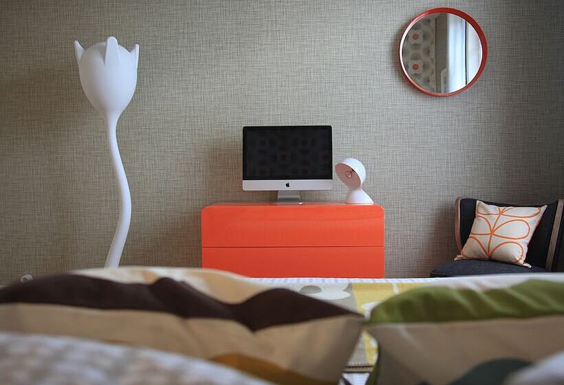 스탠다드 룸, Chez Ric Et Fer