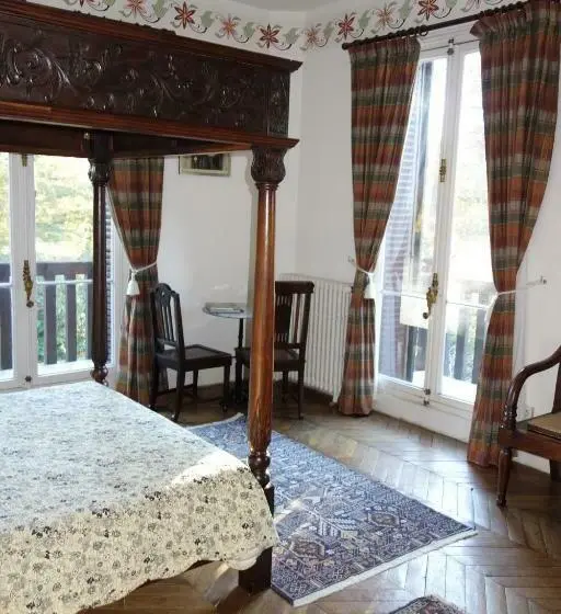 バルコニー付きスタンダードルーム, Château Mont Suzey