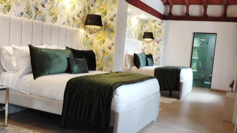 اتاق خانوادگی, Boutique Guatika