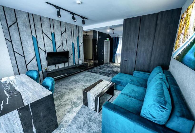 스위트, Complex Turistic Casa Romaneasca