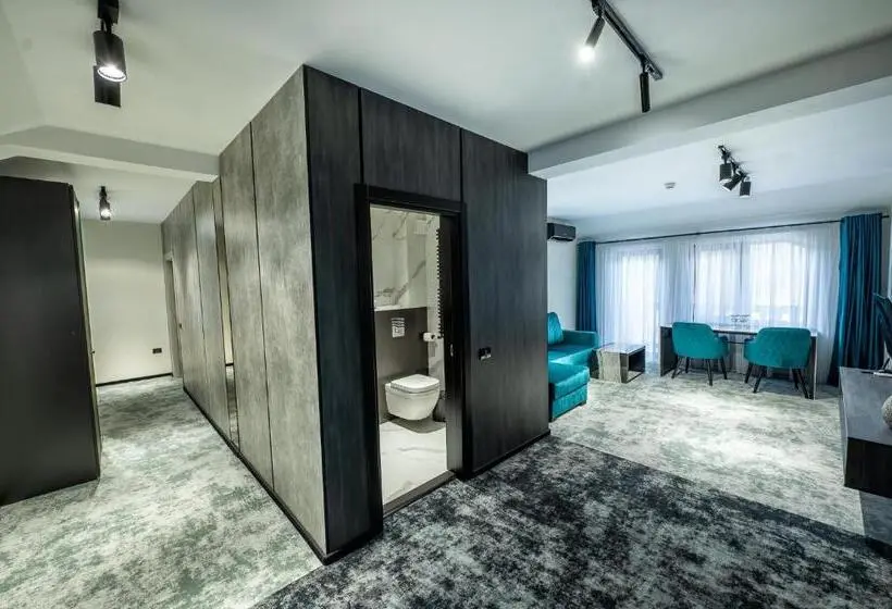 スイート, Complex Turistic Casa Romaneasca