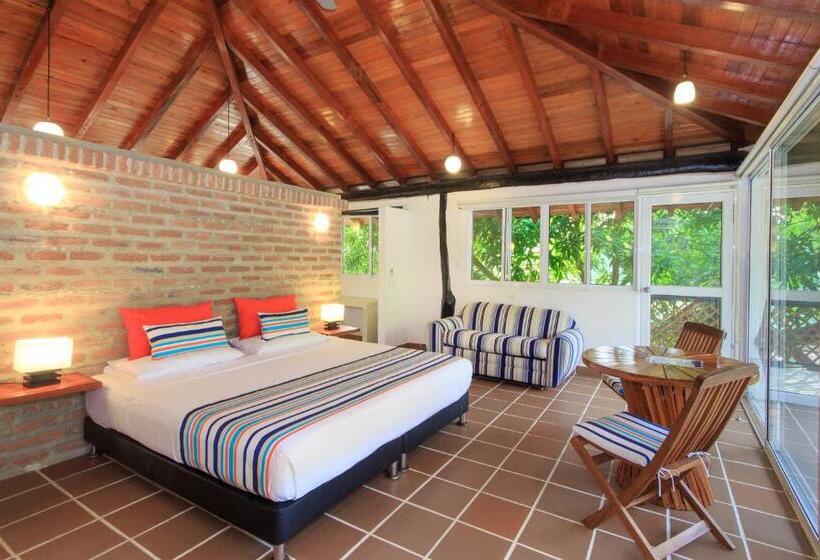 סוויטה עם מרפסת, La Mar De Bien