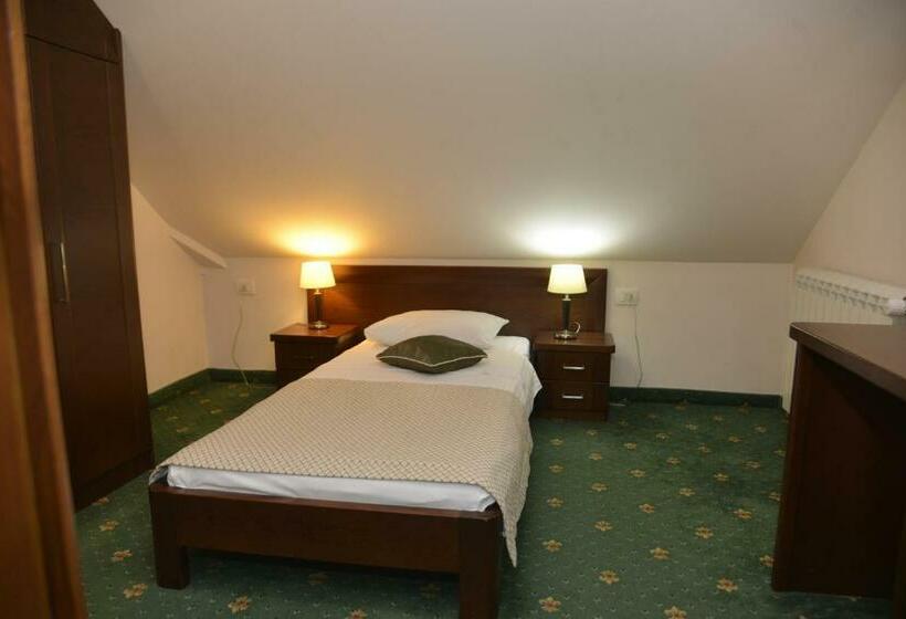 اتاق استاندارد یک نفره, Trebjesa