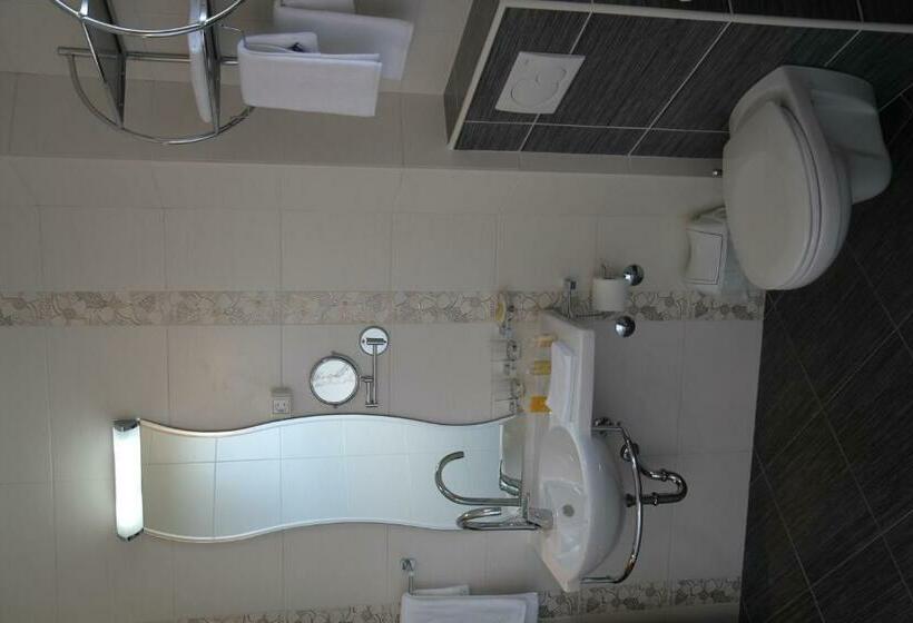 اتاق استاندارد, Trebjesa