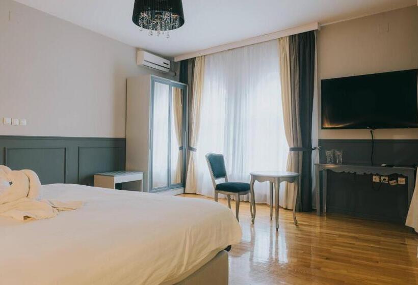 اتاق لوکس با تخت بزرگ, Motel Vila Bakarni