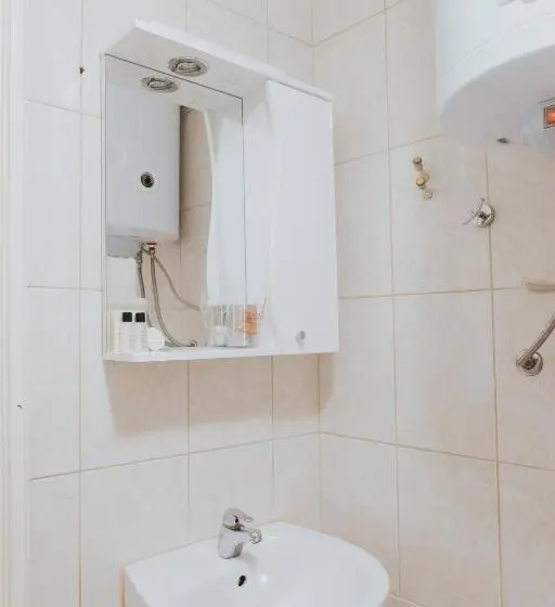 اتاق استاندارد سه نفره, Motel Vila Bakarni