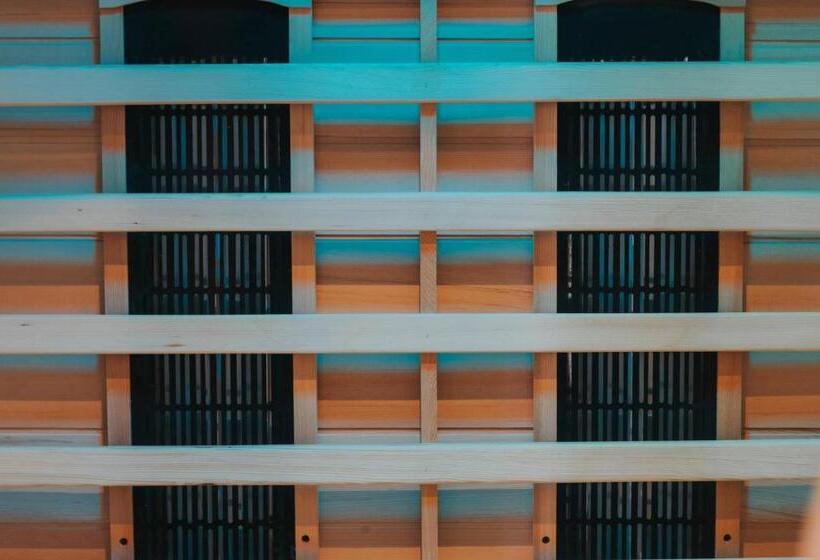 اتاق لوکس با بالکن, Motel Vila Bakarni