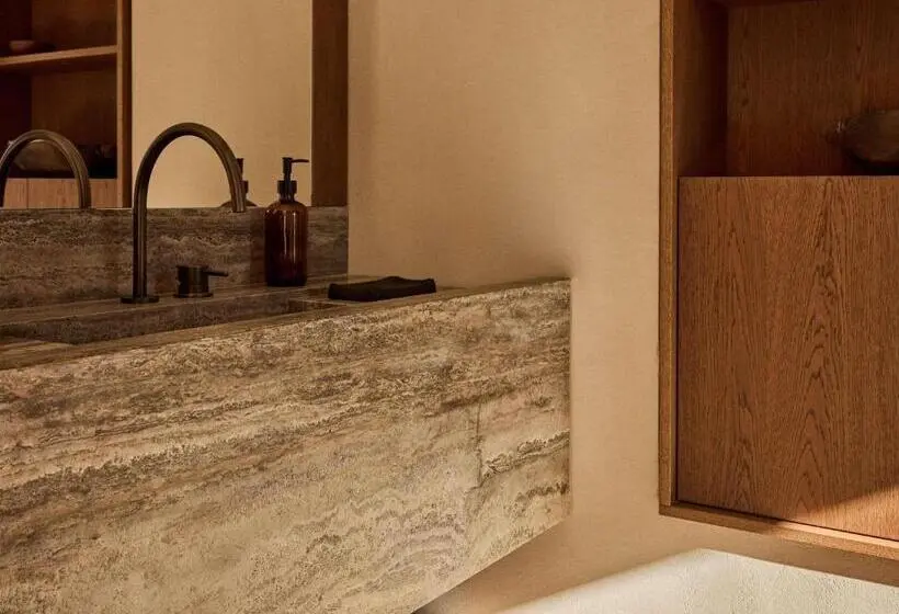 Suite Queen Bed, Luura Paros Cliff