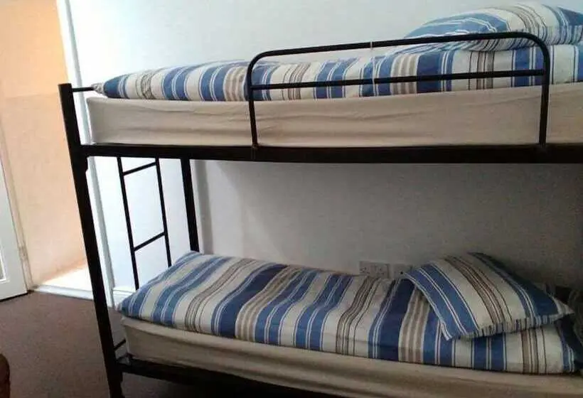 تختخواب در اتاق مشترک, Citi Downtown Residence