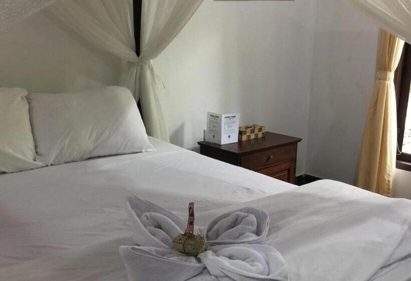 Кровать в Общей Комнате, Scuba Tribe Bali Dive Resort