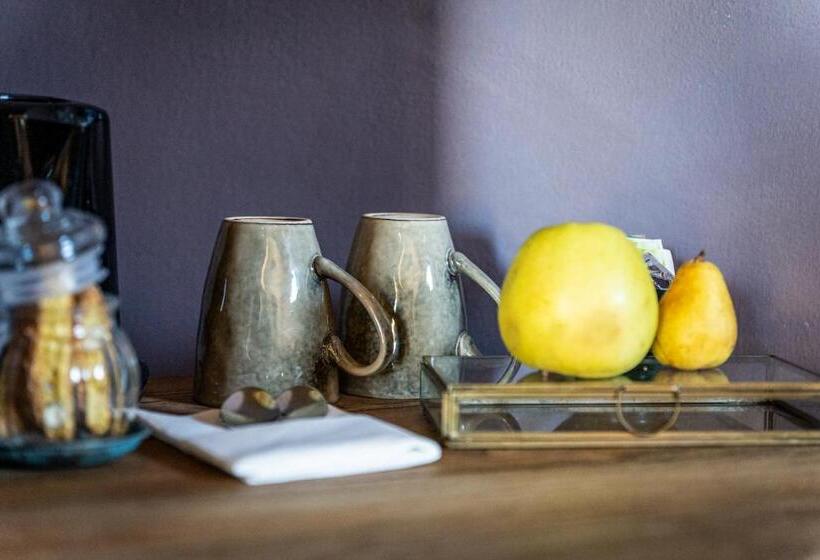 家庭间, Borgo Castello Panicaglia