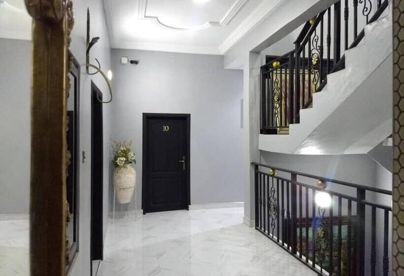 סוויטת סופריור, The Winford Boutique Hotel Achimota