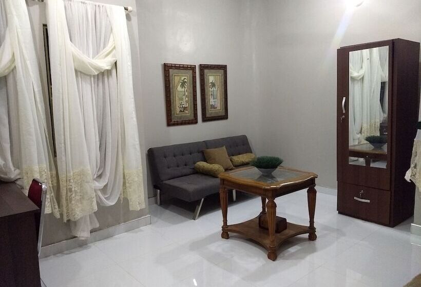 سوییت خانوادگی, The Winford Boutique Hotel Achimota