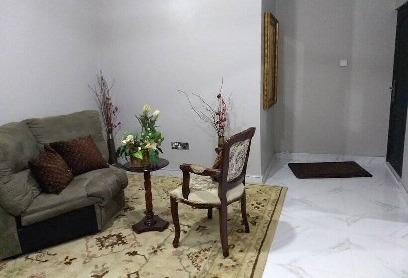 סוויטת סופריור, The Winford Boutique Hotel Achimota