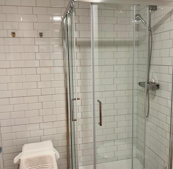 سوییت خانوادگی, A Casa Do Patín Casa De Huéspedes