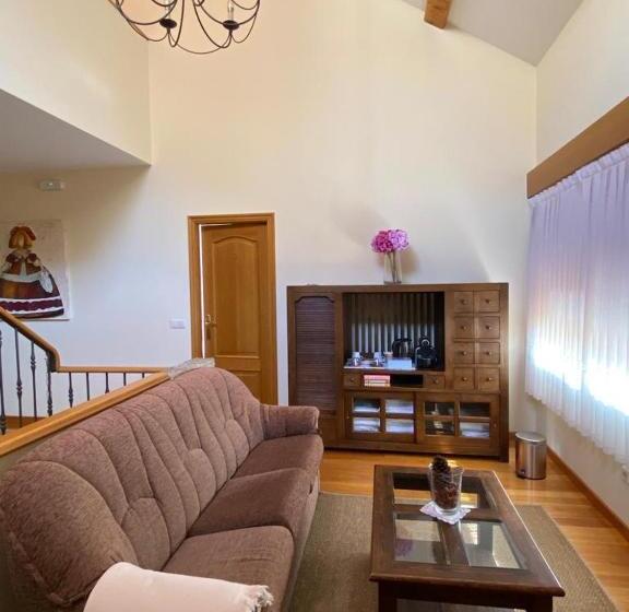 سوییت خانوادگی, A Casa Do Patín Casa De Huéspedes