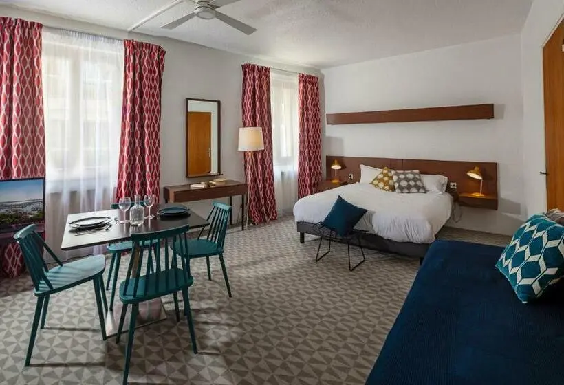 スタンダードスタジオ, Residence Le Beau Rivage
