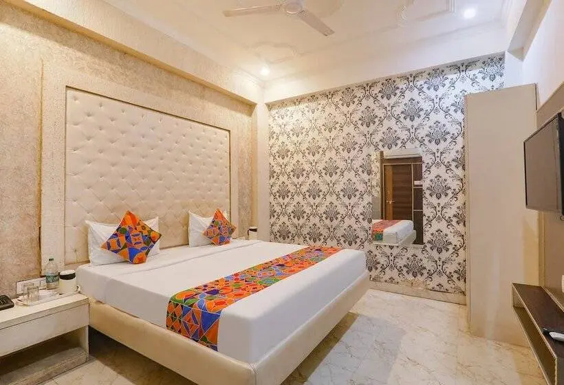デラックスルーム, Fabhotel Triveni
