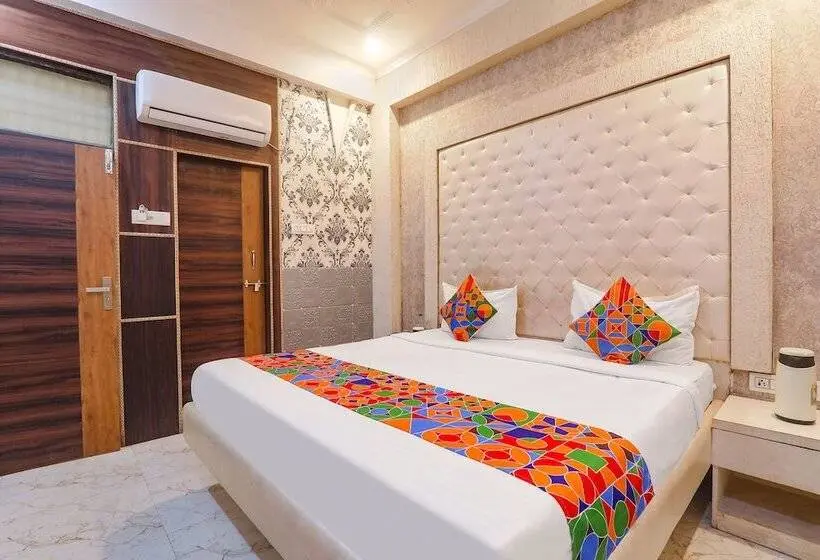 デラックスルーム, Fabhotel Triveni