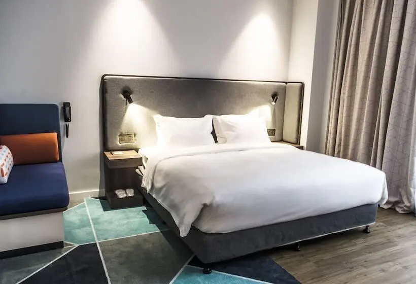 スイート, Holiday Inn Express Nanjing Dongshan By Ihg