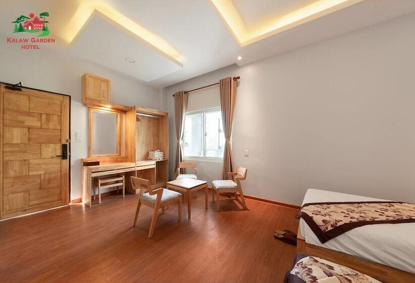 اتاق سوپریور سه تخته, Kalaw Garden