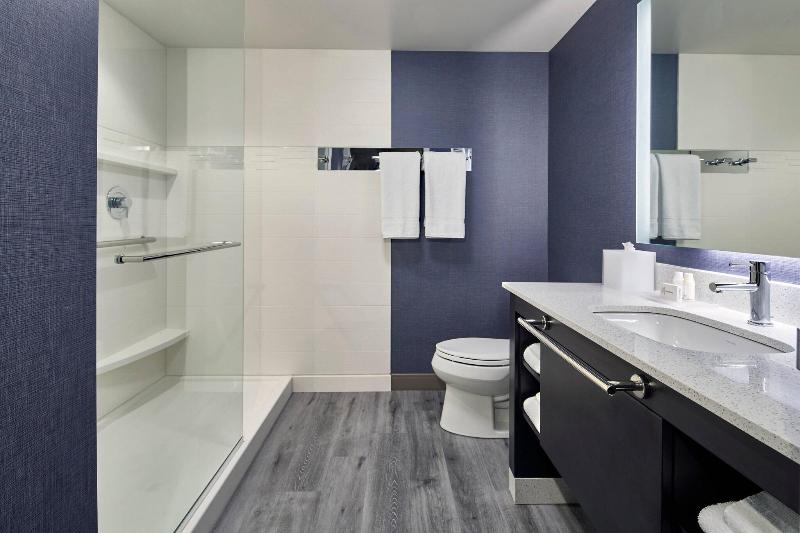 带大床的标准工作室, Residence Inn By Marriott Cleveland University Circle/medical Center
