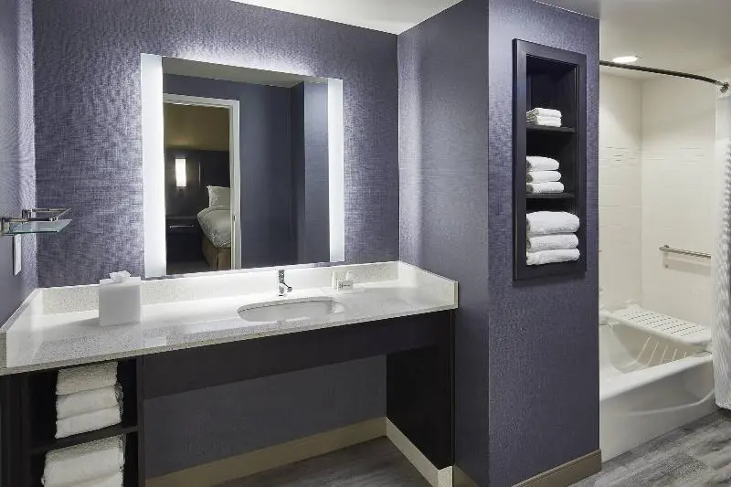 キングサイドベッドのスタンダードワンルーム, Residence Inn By Marriott Cleveland University Circle/medical Center