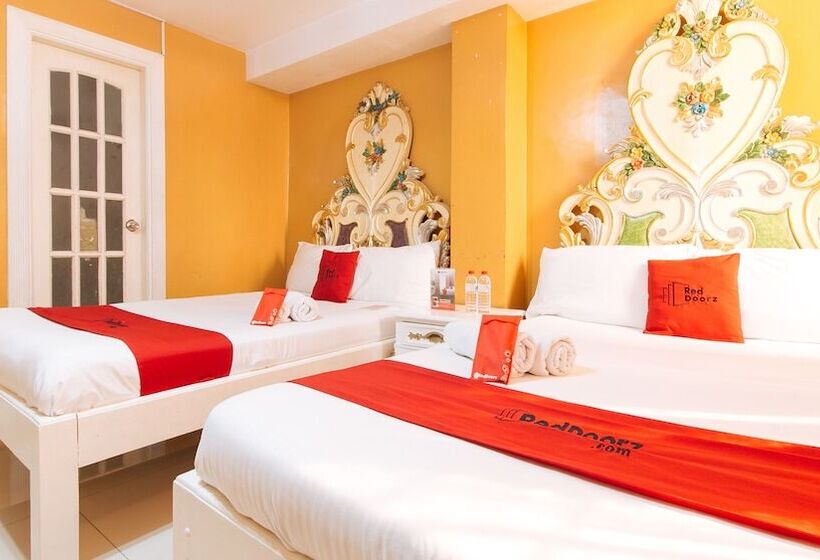 Номер Deluxe, Reddoorz At Manila Venetian