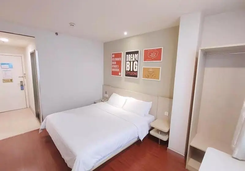 ファミリールーム, Reddoorz At Manila Venetian