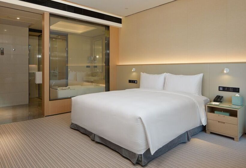 Президентский Люкс, Virtuous World