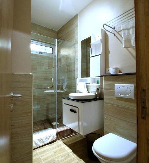 اتاق لوکس, La Cour Hotels And Apartments Glover