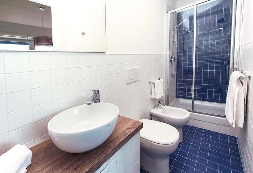 Pokój Standard Widok Morze z Balkonem, Bluripa Guesthouse